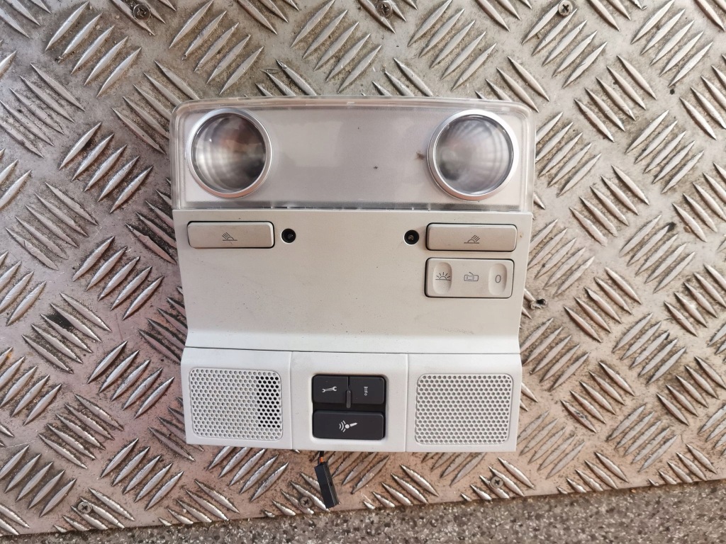 фото №1, Vw оригінальний номер лампа стельовий 1k0947105af