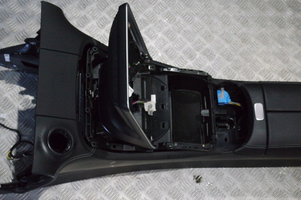 фото №9, Сиденья кожа czarna mercedes sl r232 подогрев вентилируемые f251