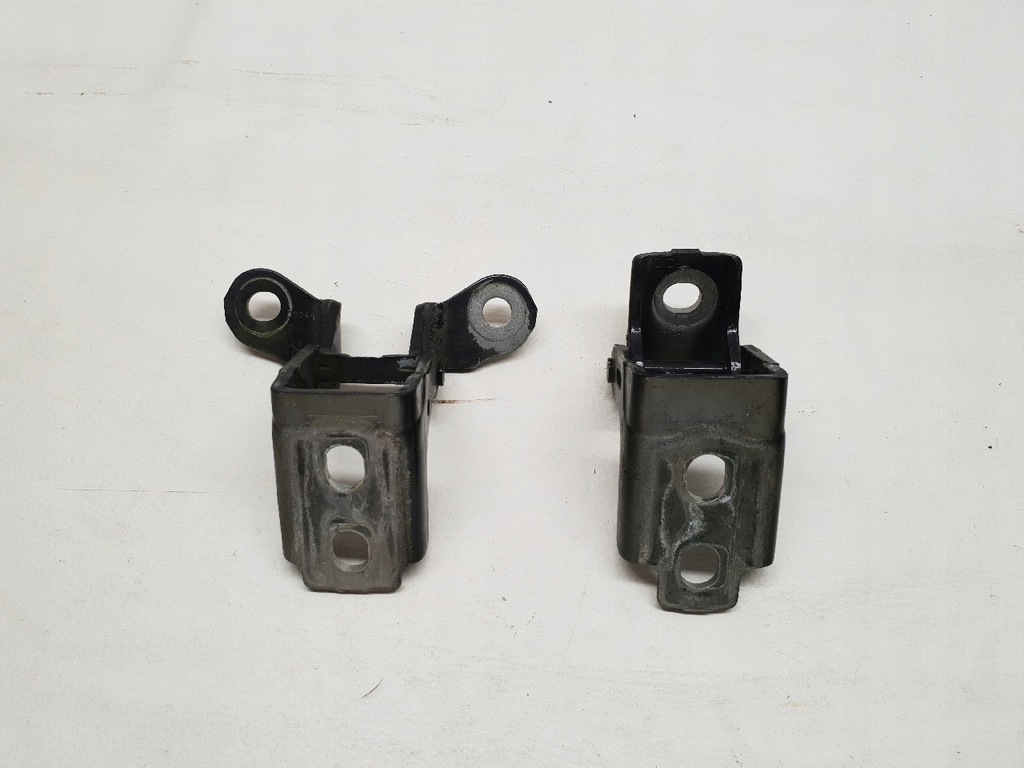 фото №1, Renault twingo iii 14-18 петли дверь левый перед