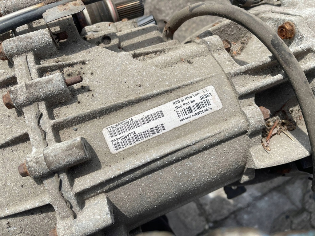 Коробка передач приладова редуктор dodge durango 2 p52105897ae 5,7 hemi 05-10 Недорого