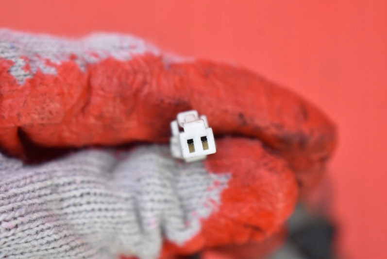 фото №7, Ручка кнопка крышки задняя задний 3m51-18b514-ac ford focus c-max 1 i 03-10