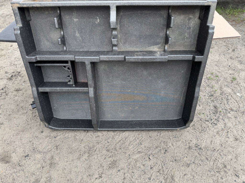 фото №1, Вкладыш багажника vw tiguan 5n0858857b