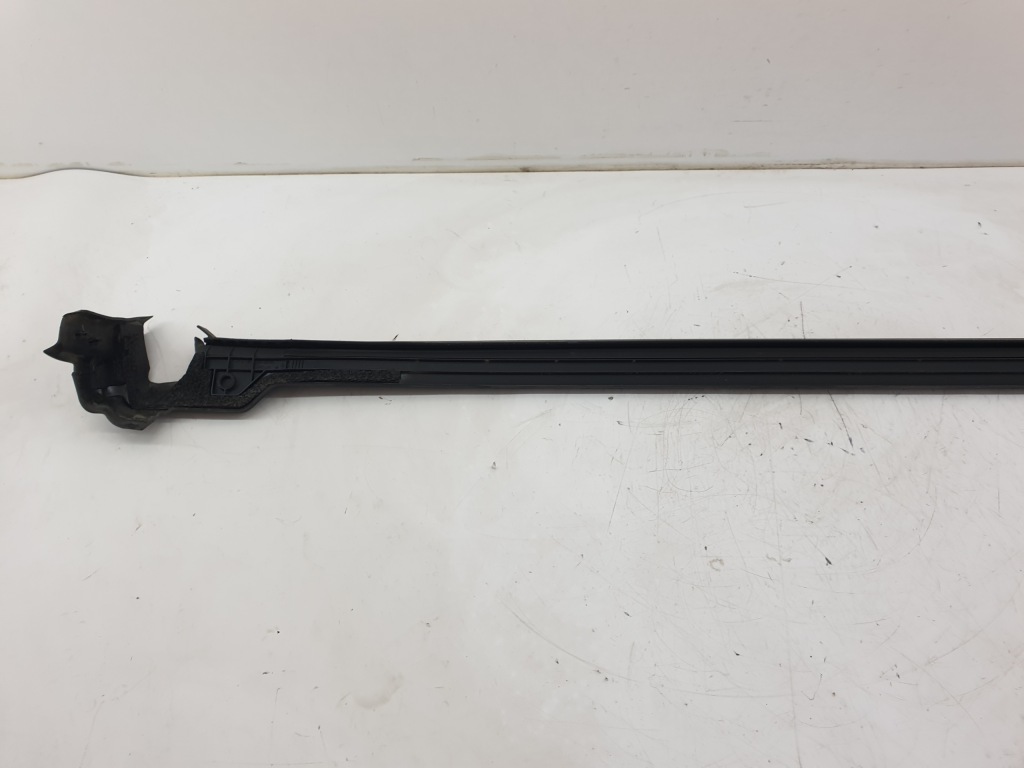 фото №8, Прокладка скло лобове перед передня jeep wrangler jl iv 18-24 68447905a