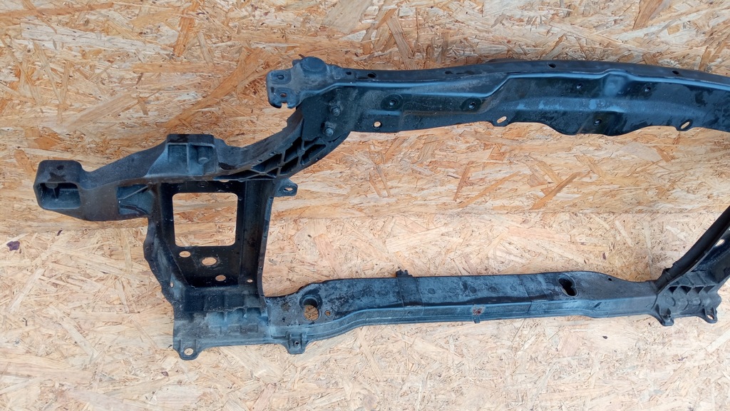 фото №9, Hyundai i10 ii 2 13- pas передний усилитель