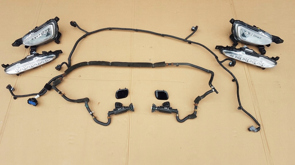 фото №1, Hyundai tucson противотуманная фара led drl правый 92208-d7000