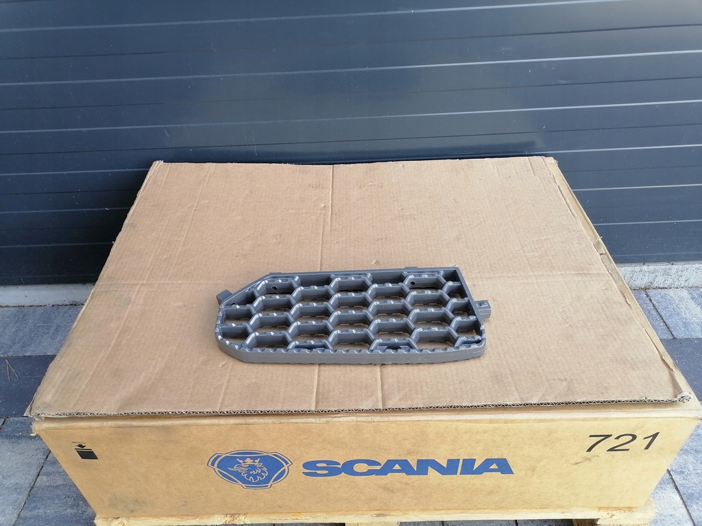 фото №1, Подножка scania r s новый model 2226745