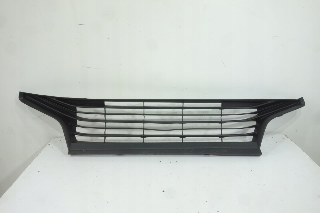 фото №1, Решётка бампера перед toyota yaris iv