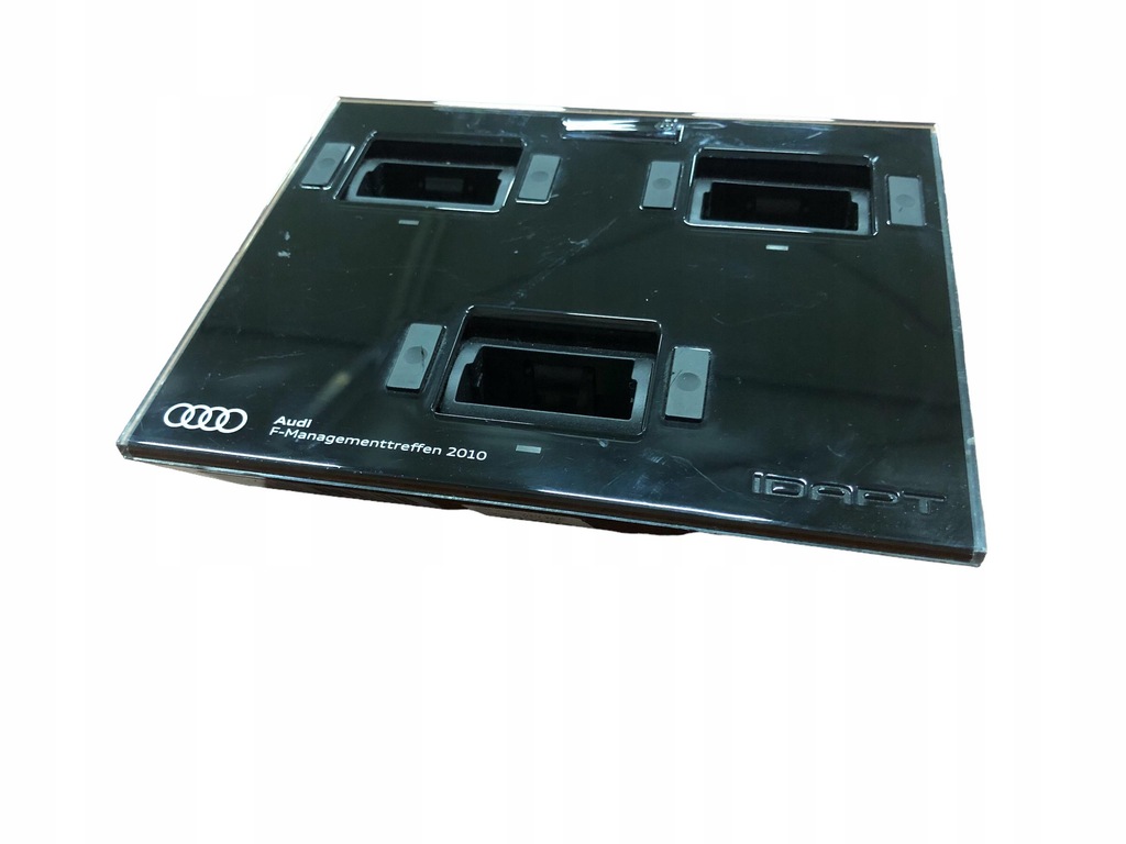 фото №1, Audi idapt адаптер зарядний пристрій 200376942/i/pi-fm