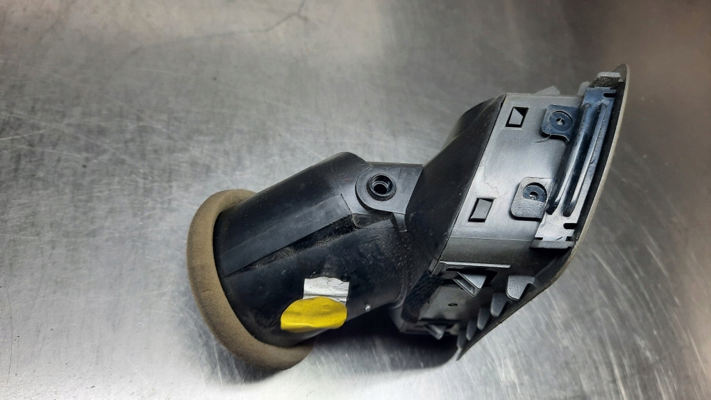 фото №5, Решётка обдув правая volvo s60 v70 ii 3409375