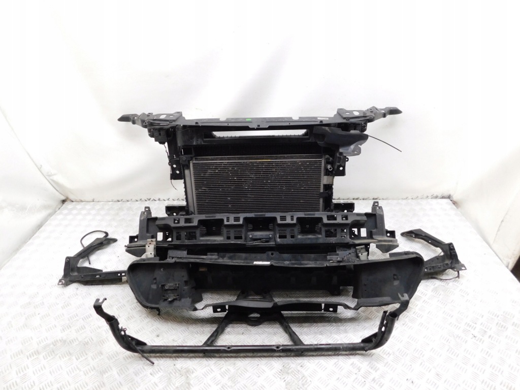 Купить Капот бампер перед крыло фары full led - range rover velar l560 18-23