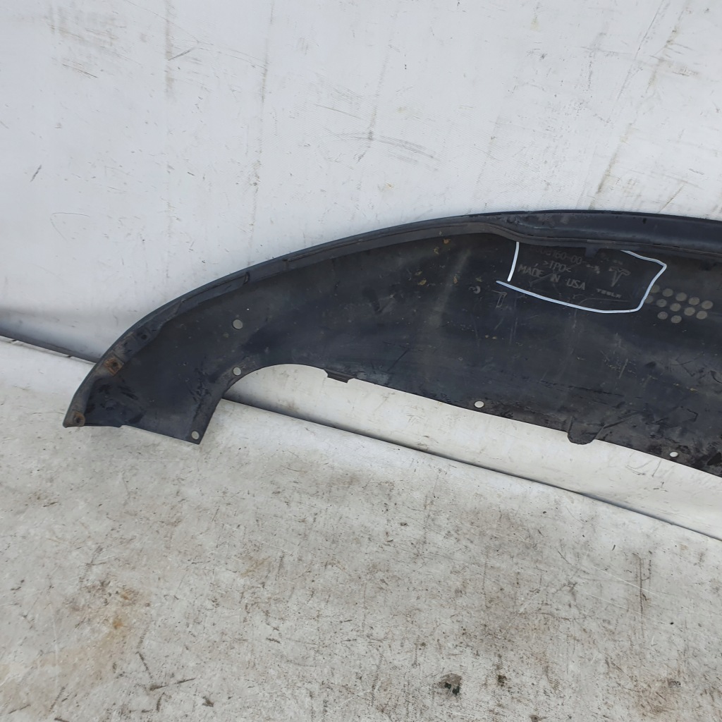 Накладка бампера перед tesla s Оригинал