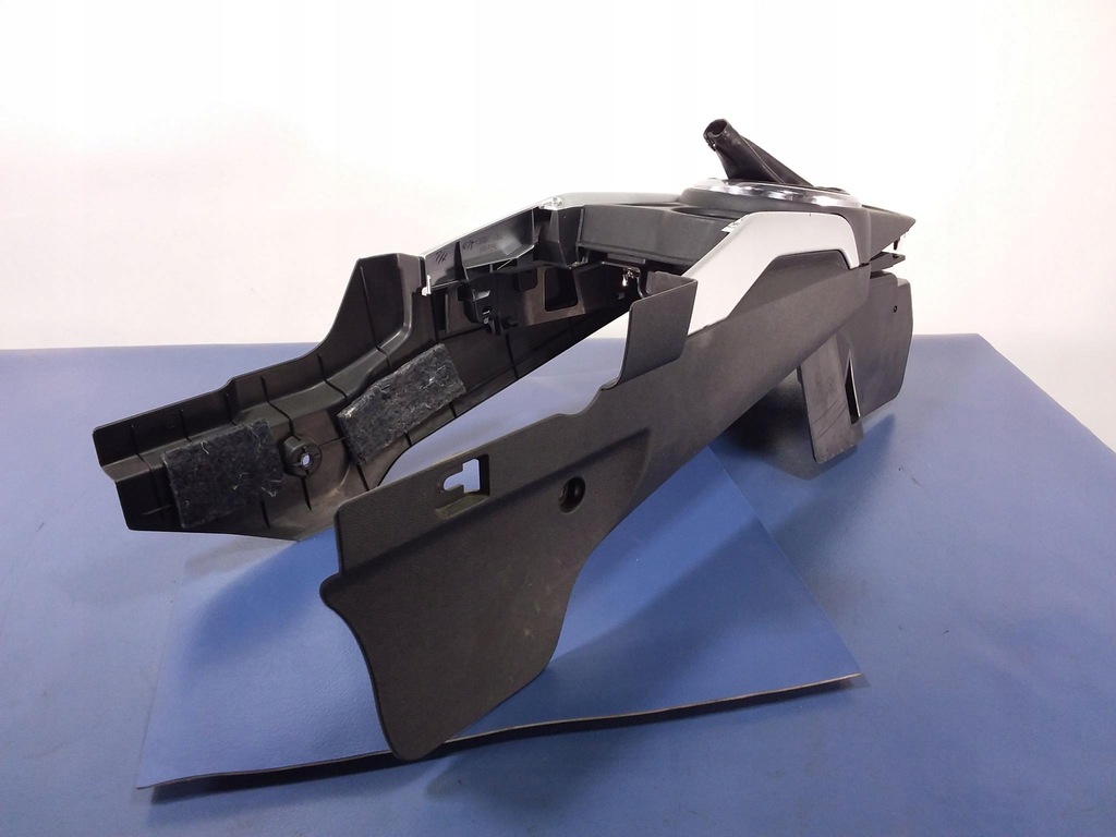 фото №7, Mitsubishi asx туннель средний рамка 8011a814zz