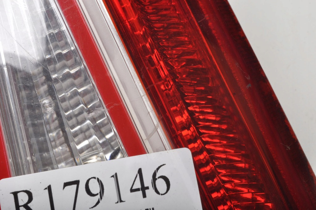 фото №8, Kia sportage iii лампа правая задняя w крышка