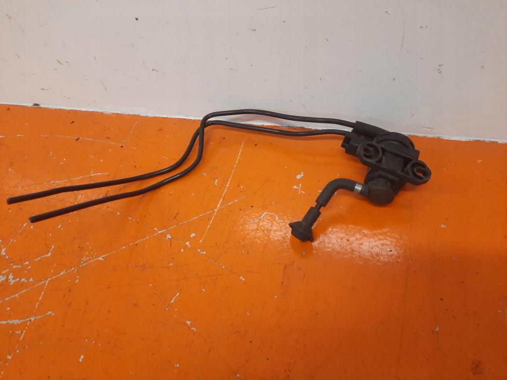 фото №6, Peugeot 807 2.2 hdi 02-07 клапан egr вакуумa 9635704380 4hw 10dz33