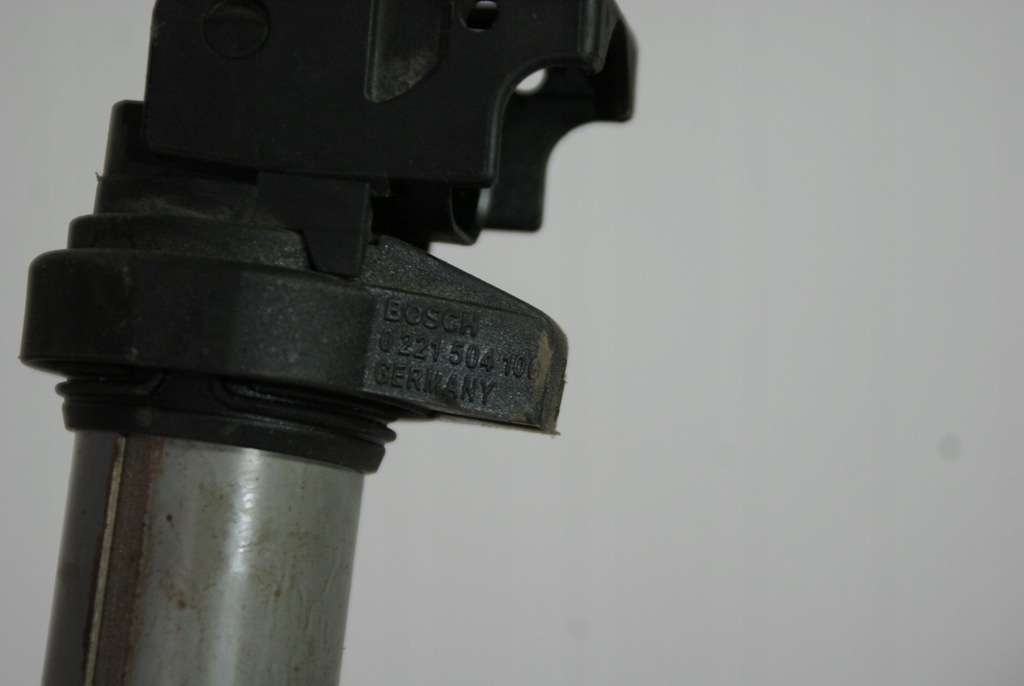 фото №4, Bmw 7 e65 катушка зажигания 0221504100 3.6