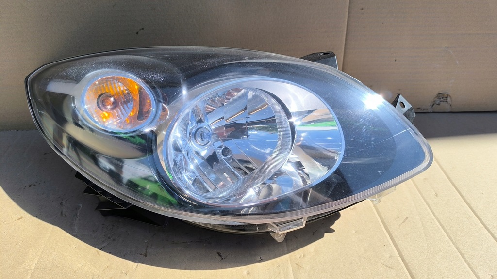 фото №1, Лампа передняя перед правая renault twingo ii 2 europa