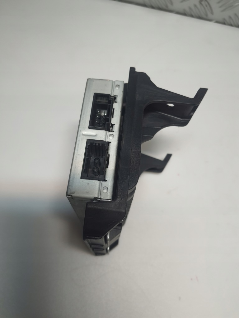 Модуль блок керування gsm mercedes e klasa w212 w204 1729009302 2049015902 Зі Шроту