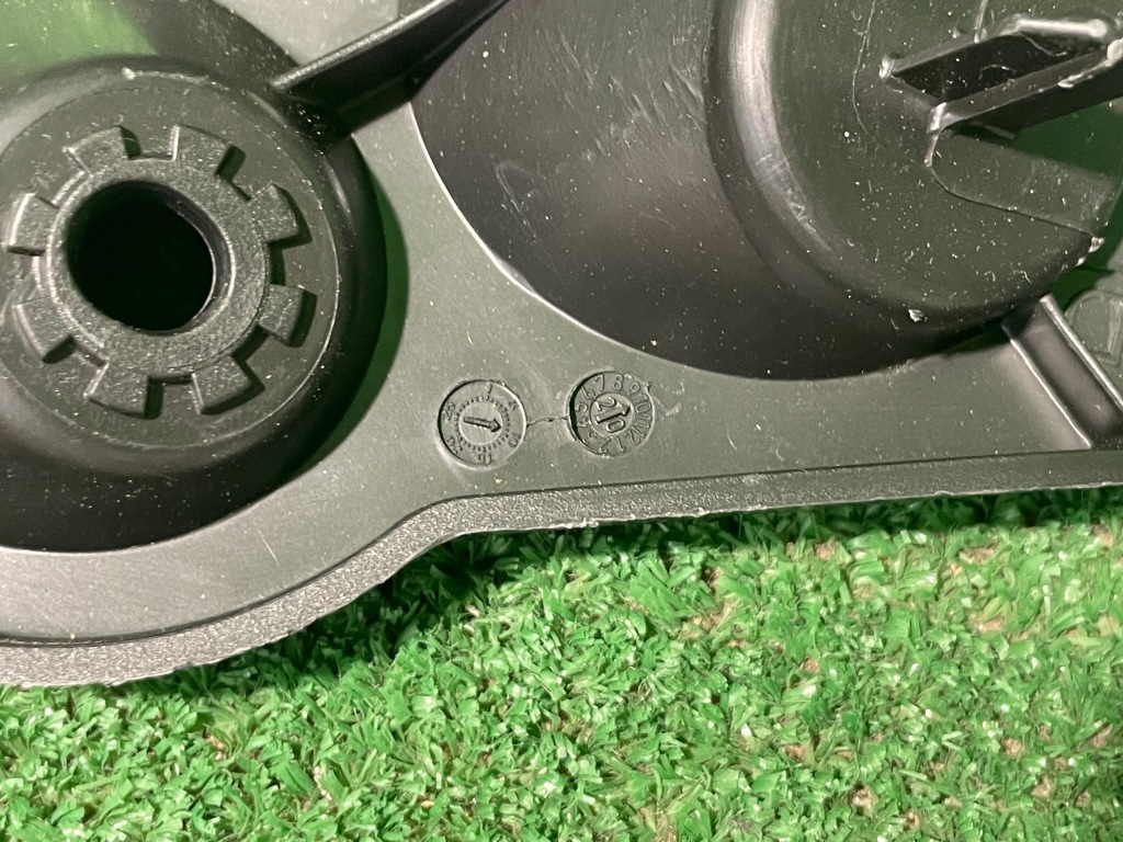 фото №11, Dacia sandero ii напрямна кронштейн бампера правий задня задні 850449756r