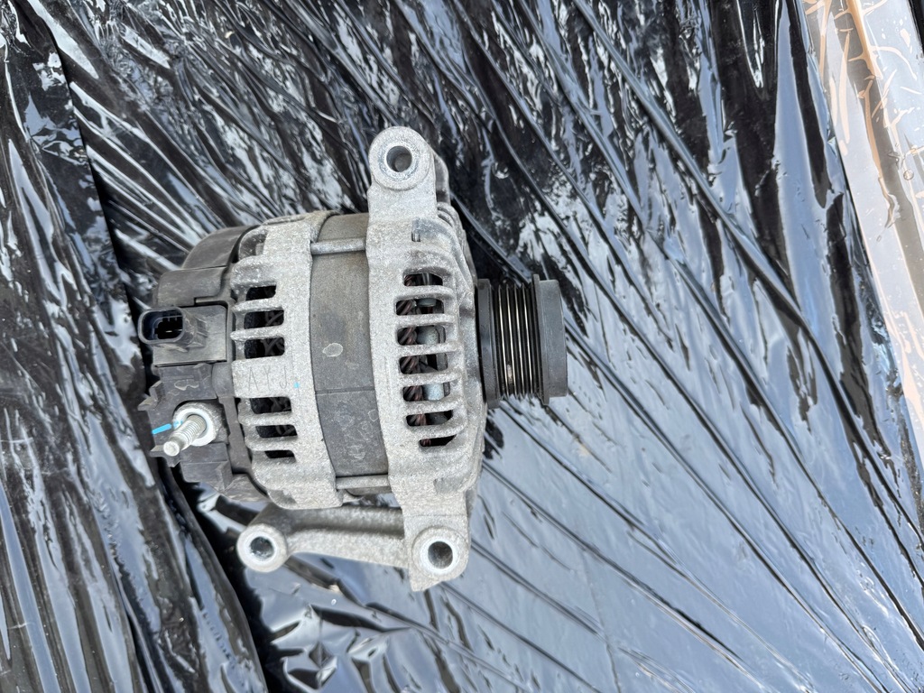 фото №1, Opel astra k 1.4 t генератор 13522659