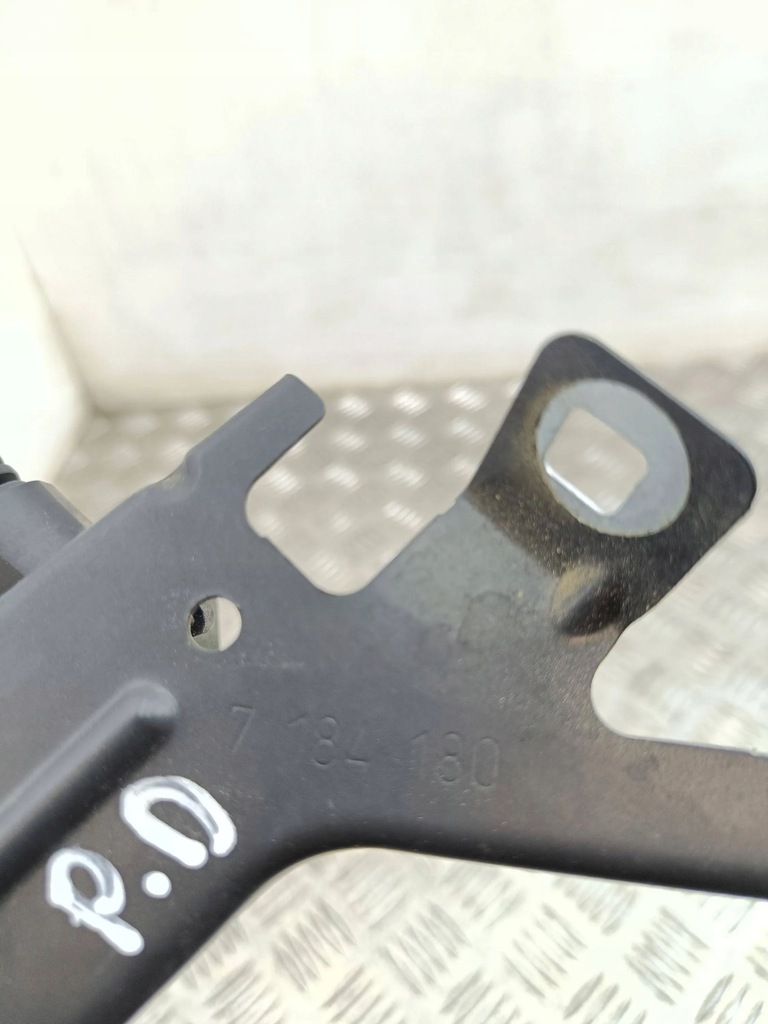 фото №7, Bmw 7 f01 f02 f03 f04 2014 панель крепления радиатора