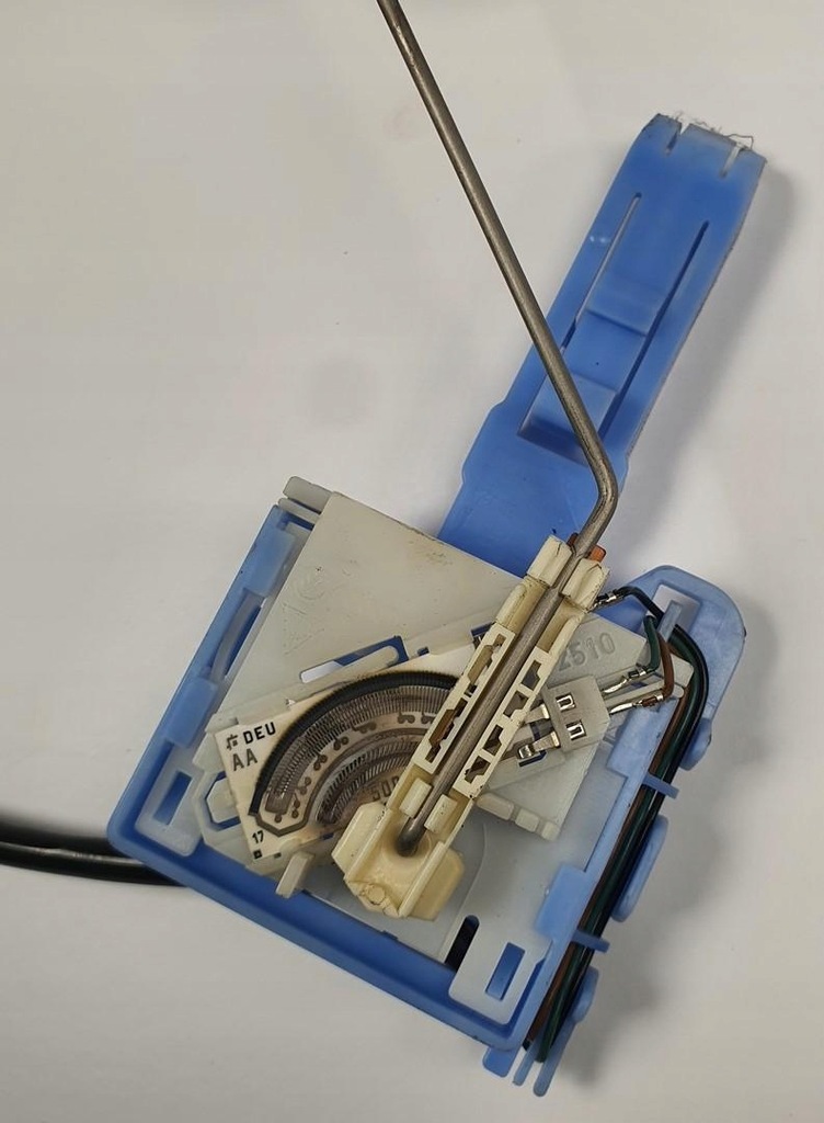 фото №7, Поплавок насоса топлива porsche cayenne ii 7p5 3.0 tfsi 7p0919673a