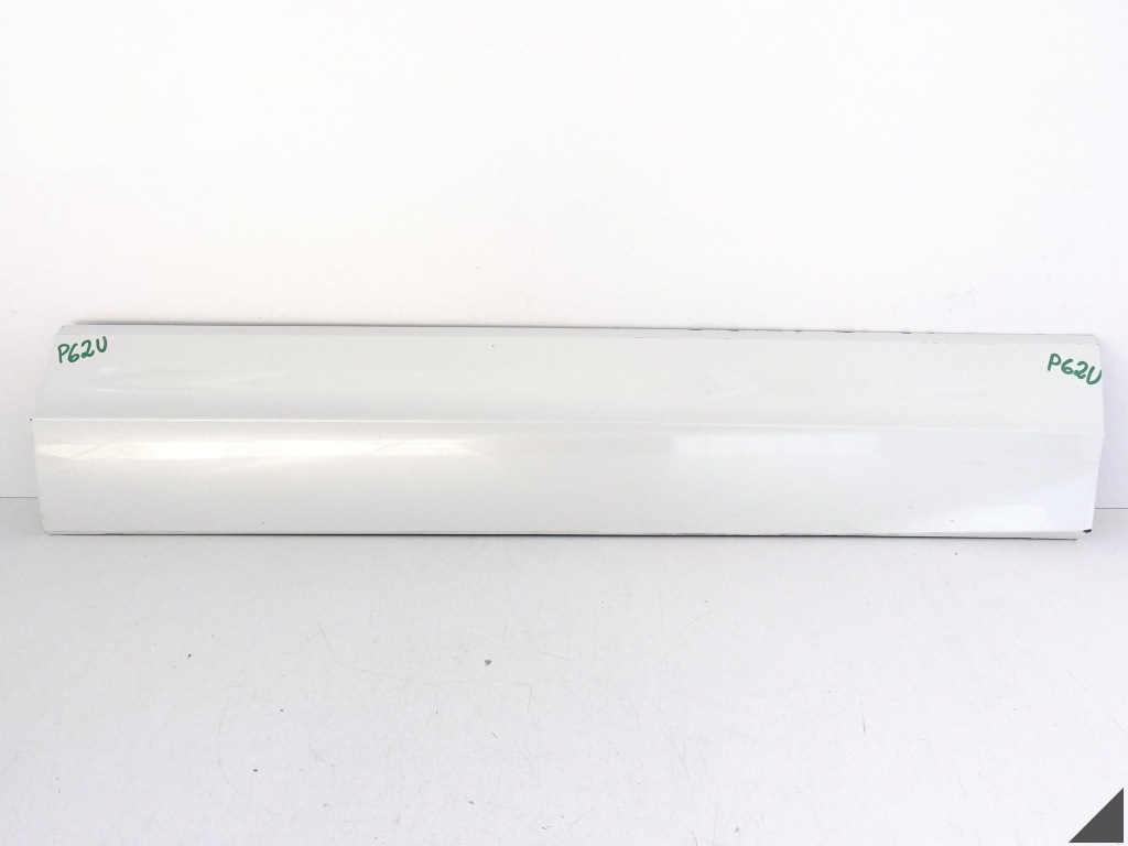 Купить Vw touareg iii 760 761 cr7 r-line 18- молдинг на дверь правая перед