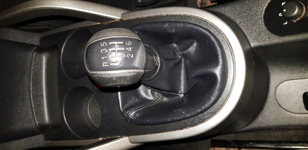 фото №1, Чохол i ручка передач seat toledo iii 3 altea