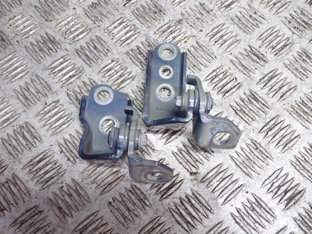 фото №6, Петли дверь пара ford explorer 2020-