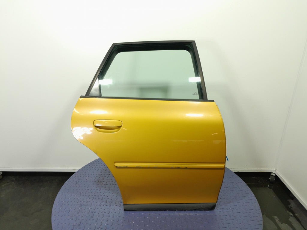 фото №1, Audi a3 8l lift hb дверь задняя правое задние lyq3