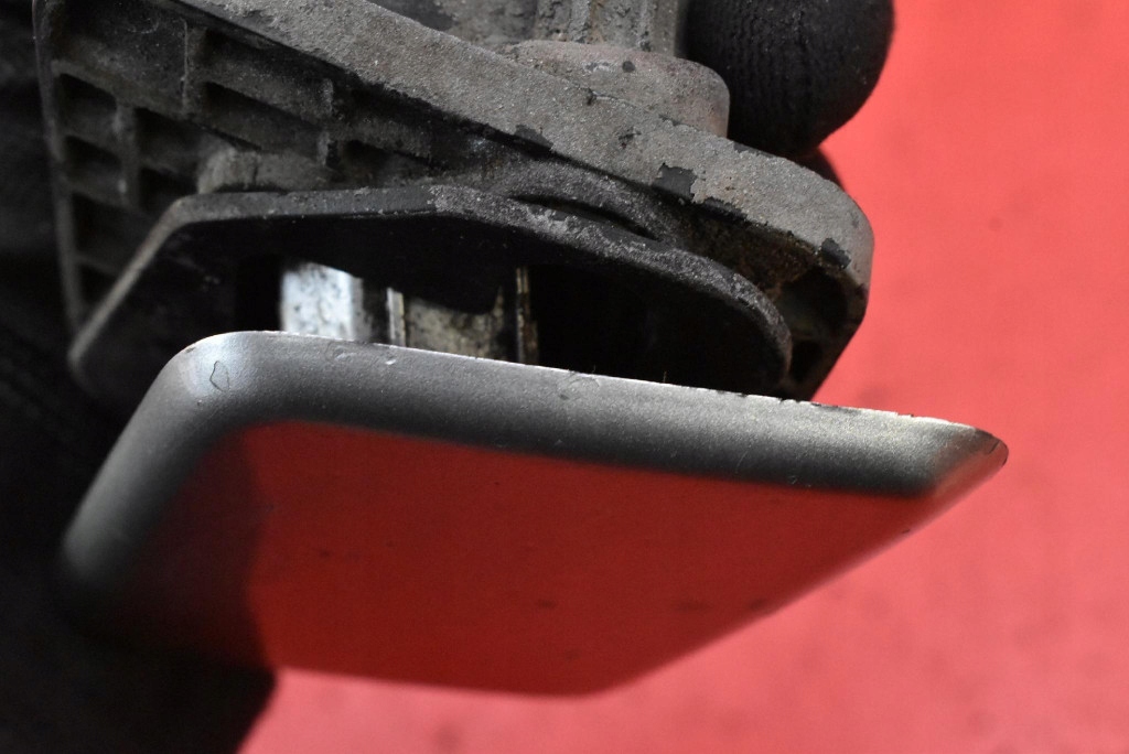 Омивач фари правий сріблястий nissan primera 3 3 p12 01-08 в Україні