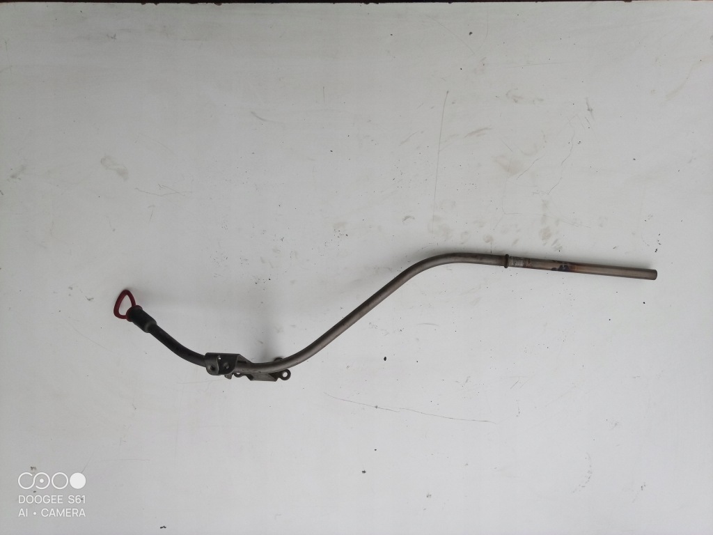 фото №1, Mercedes w204 1.8 компресор 184km 271950 щуп щуп оливи