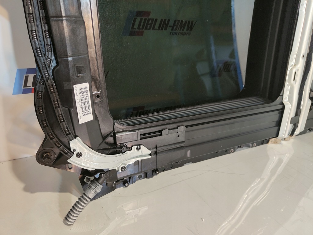 фото №11, Люк стеклянный крыша bmw g30 f90 m5