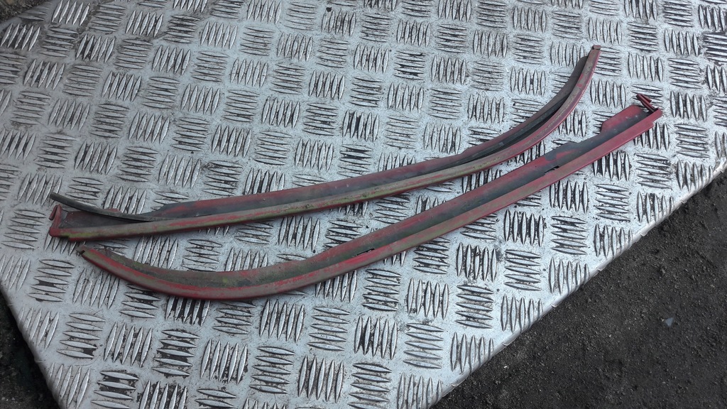 фото №7, Bmw 5 e39 молдинг pod фара правая czerwona