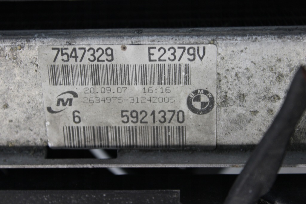 Радіатор води кондиціонер bmw e90 e91 e92 e87 x1 e84 в Україні