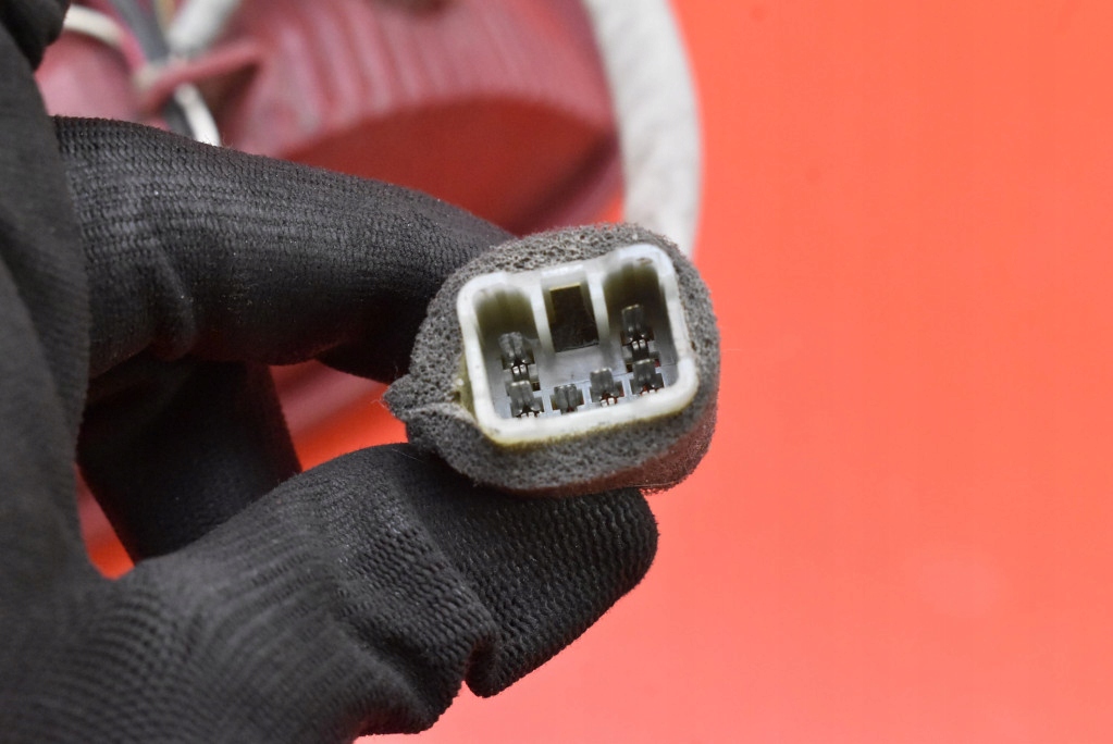 фото №8, Лампа левая задняя задняя 1k53a-51140 kia carnival 1 i lift 02-06