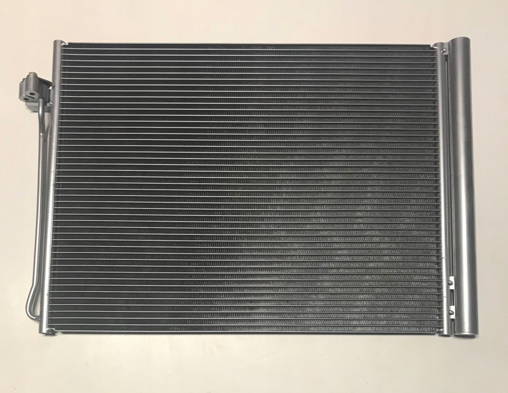 фото №1, Радиатор кондиционера bmw x6 e71 e72 08- nowa