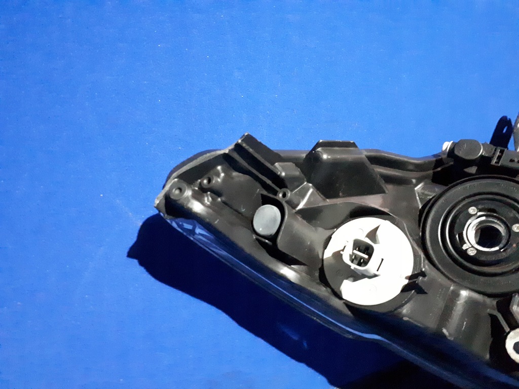 фото №13, Toyota aygo 2014-2018 14-18 фара лампа левая