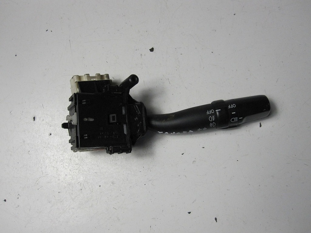 фото №1, Кути перемикачі світло toyota avensis 06r