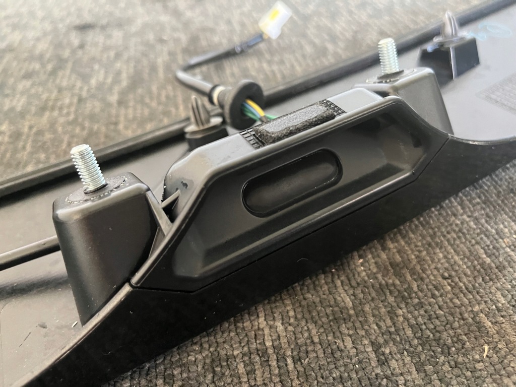 фото №13, Suzuki sx4 s-cross lift 19r 1.0 бензин накладка ручка кришки багажника задня