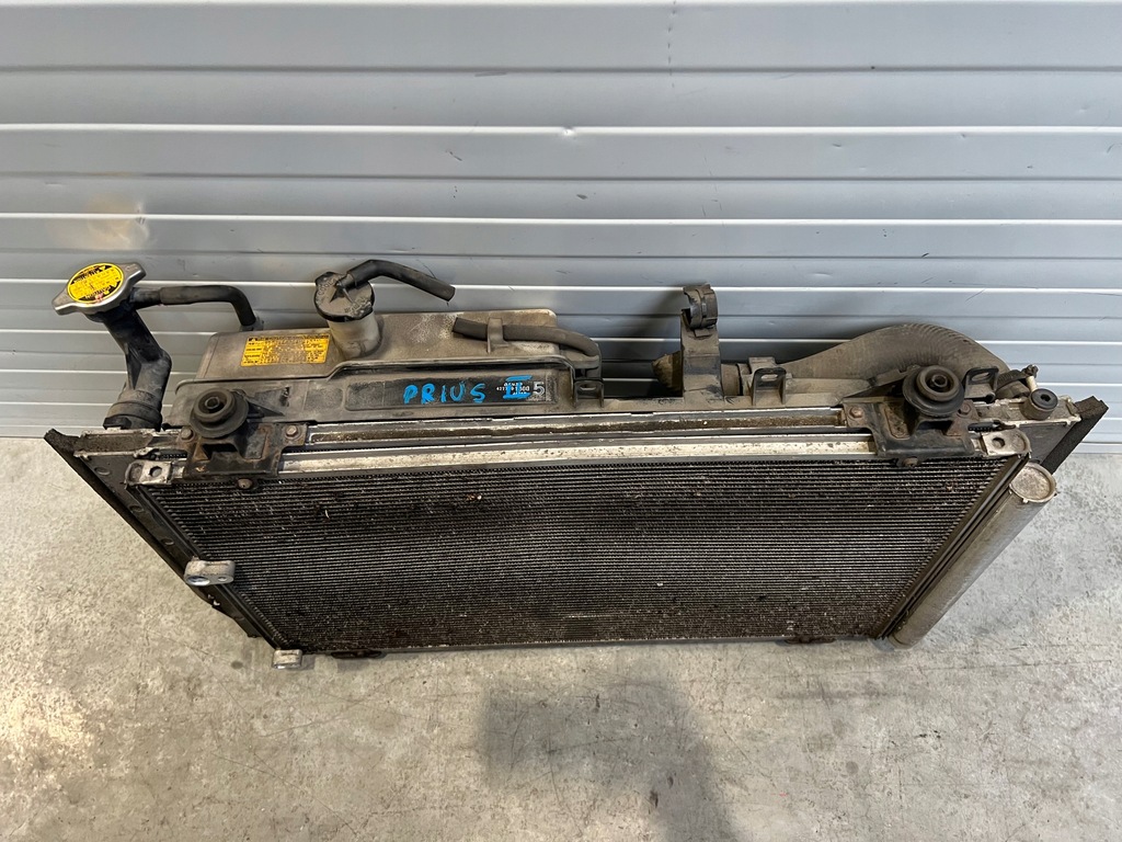 фото №7, Pas передній радіатор toyota prius ii бензин