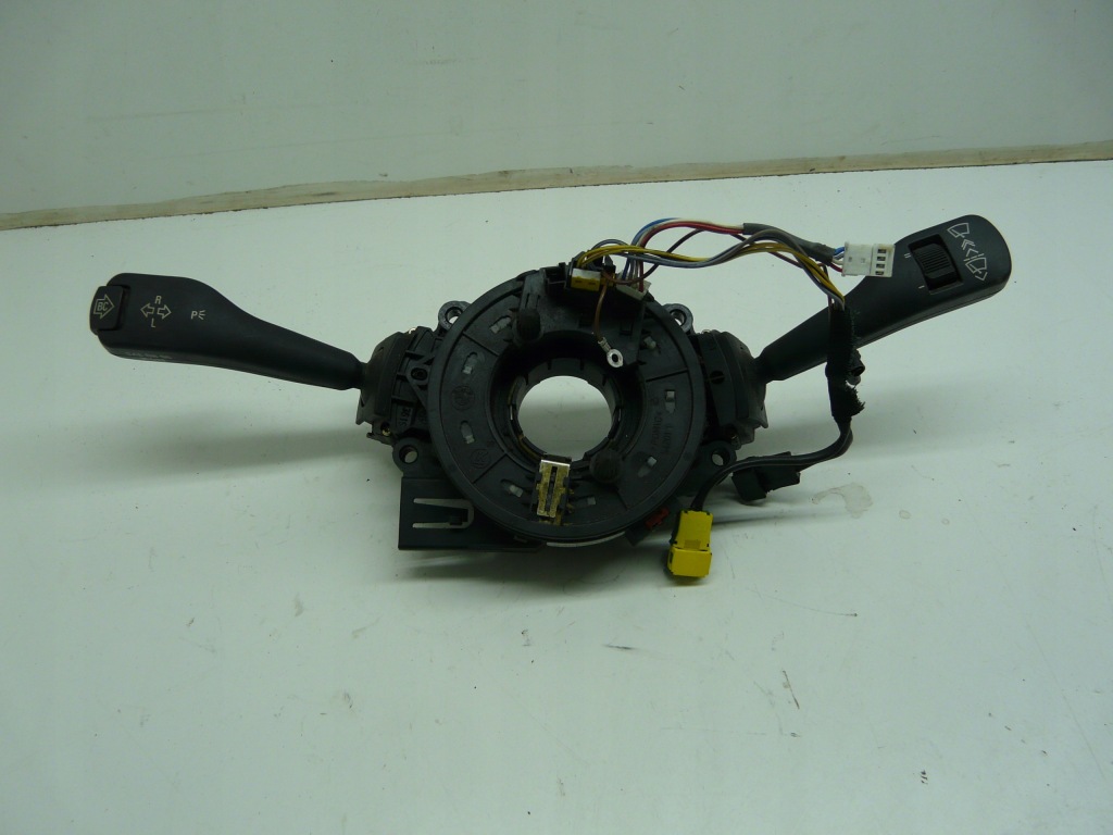 фото №1, 5388 bmw e46 переключатель комбинированный лента 8376445