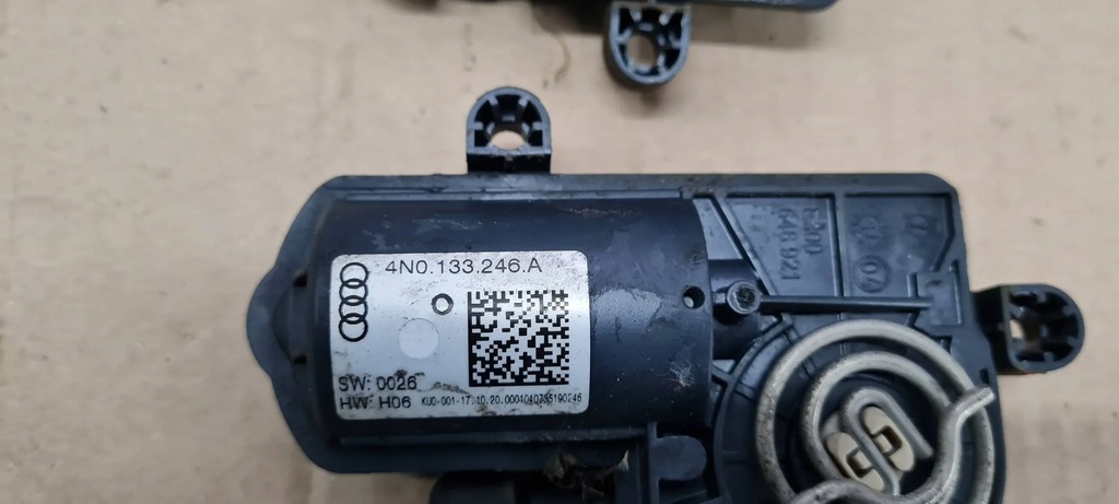 фото №9, S3 8y a3 моторчик выхлоп крышка выхлопных газов 4n0133246a vw tiguan ii