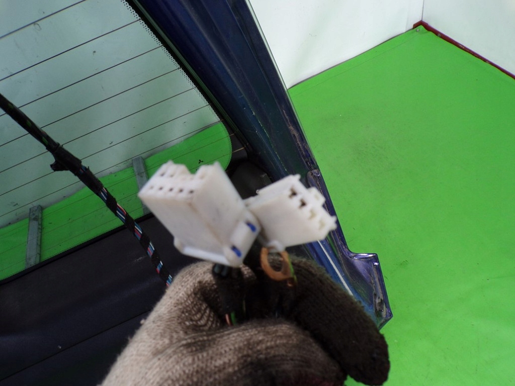 фото №13, Mitsubishi space star задняя крышка багажника багажника