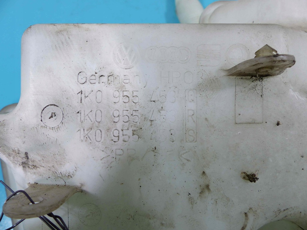 фото №6, Бачок распылителя seat toledo iii altea