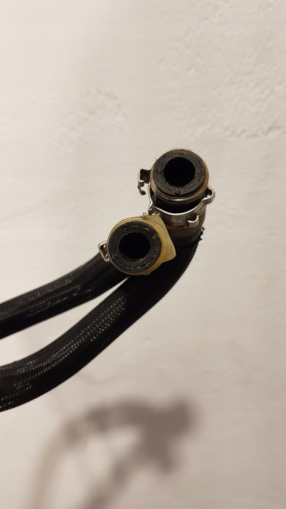 фото №12, Трубки провода топливные топлива mercedes c w206 glc w254