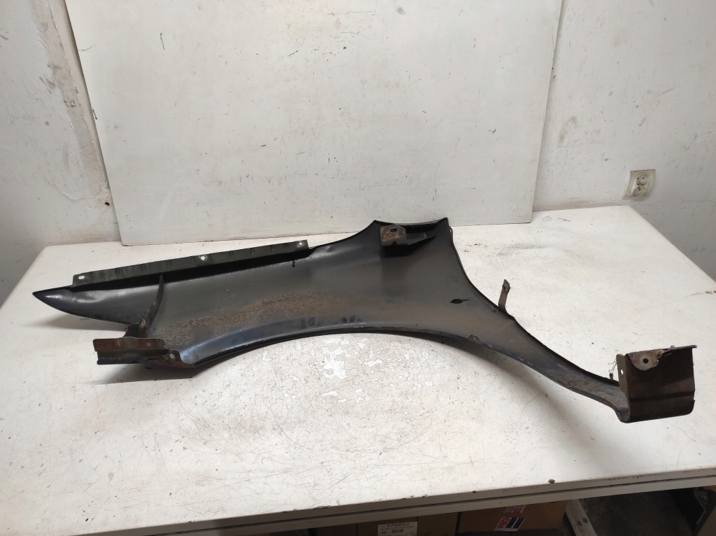 Opel sintra 96- крыло  правый  перед Недорого