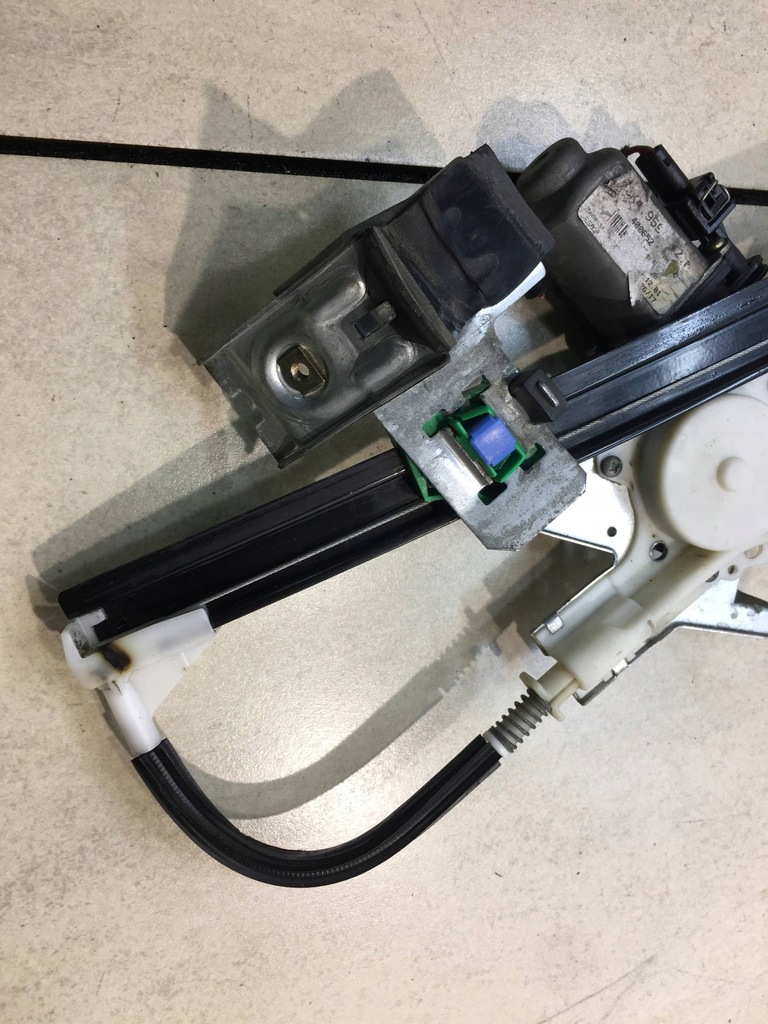 фото №6, Подъемник стекло левый перед ibiza ii fl