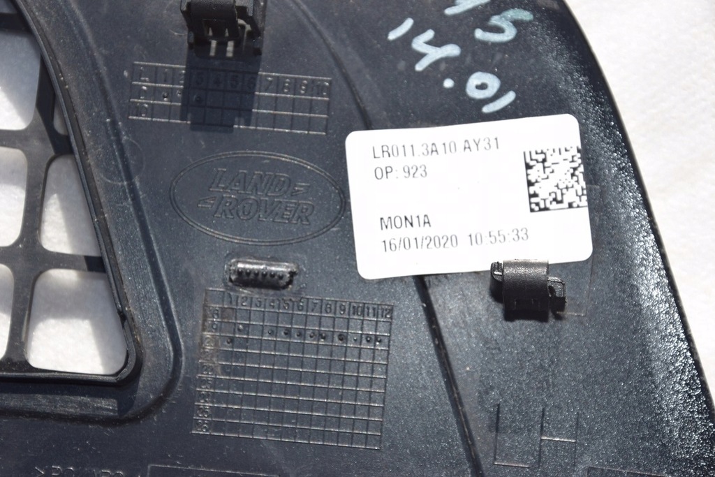 фото №12, Defender l663 19-r. впуск крыла молдинг заглушка