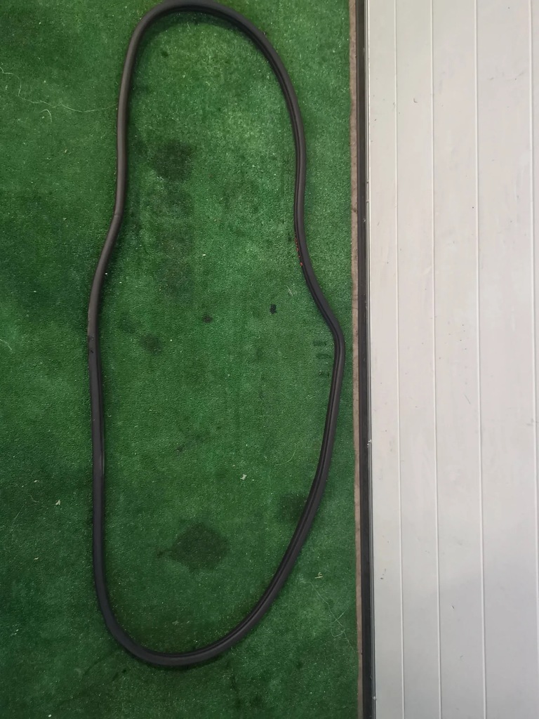 фото №1, Hyundai kona i прокладка дверь левый перед