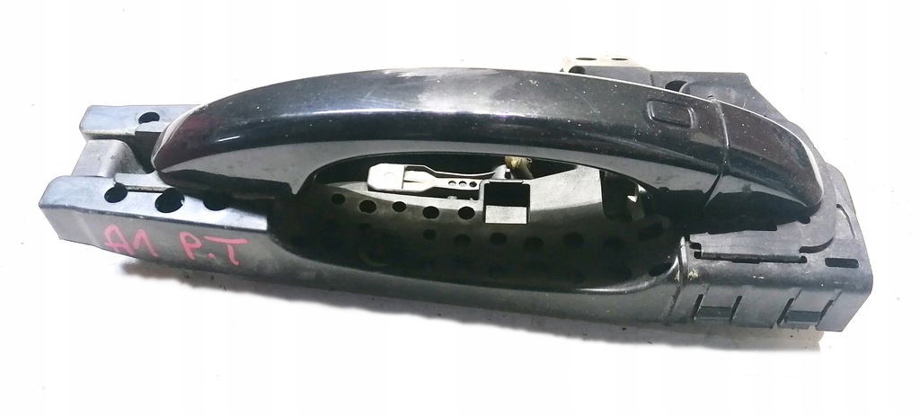 фото №1, Audi a1 8x 10r- ручка зовнішня двері правий задня